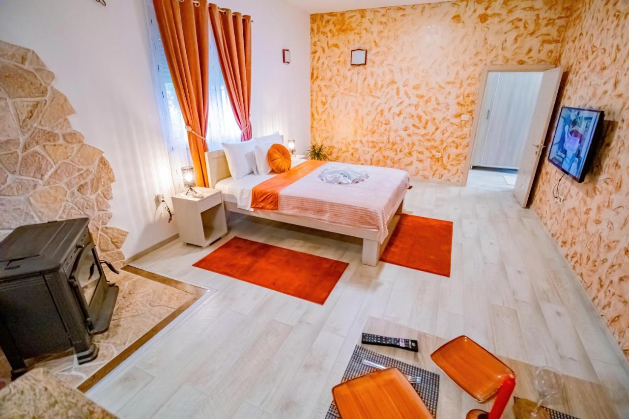 Simo Apartments Airport Podgorica Exteriör bild